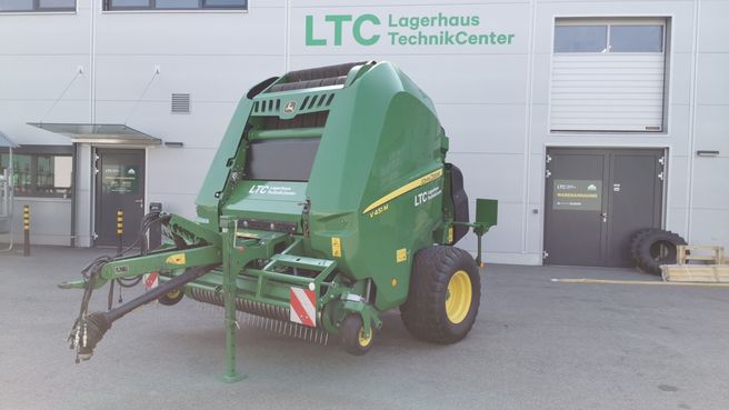 John Deere V 451 M HC25 683715470 © GM Bilder