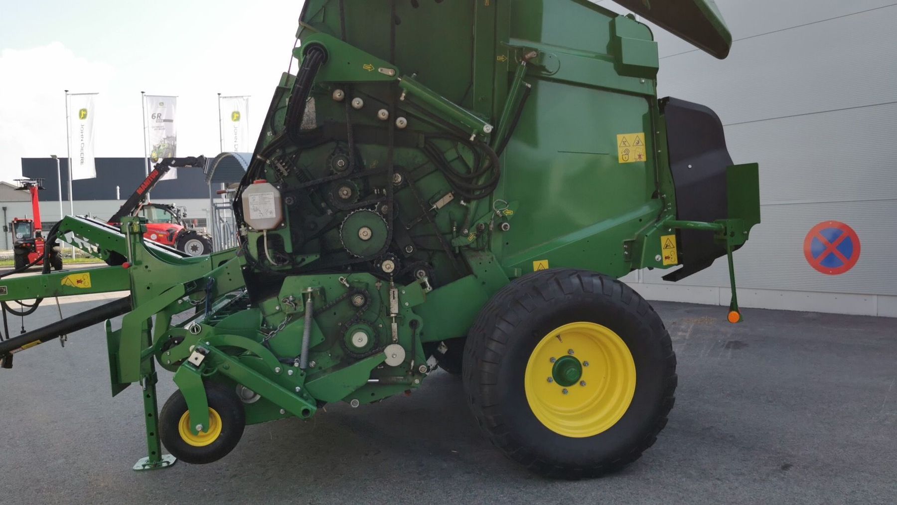 John Deere V 451 M HC25 6837154712 © GM Bilder