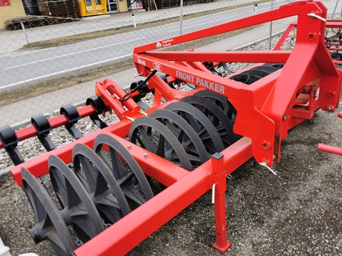 Heva Front Pakker 300 683738083 © GM Bilder