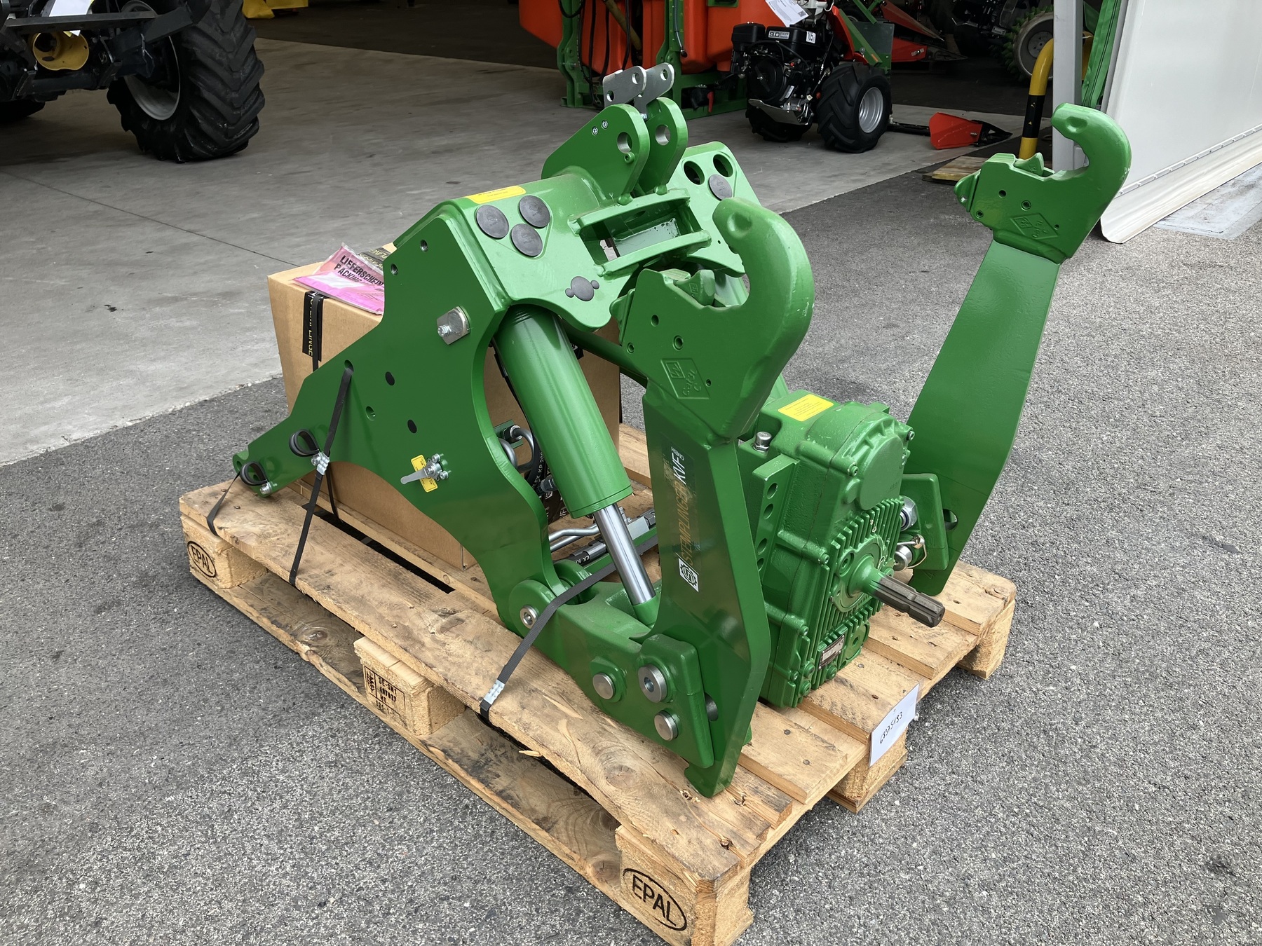 Stemplinger Fronthydraulik + Frontzapfwelle John Deere 6M 683751931 © GM Bilder