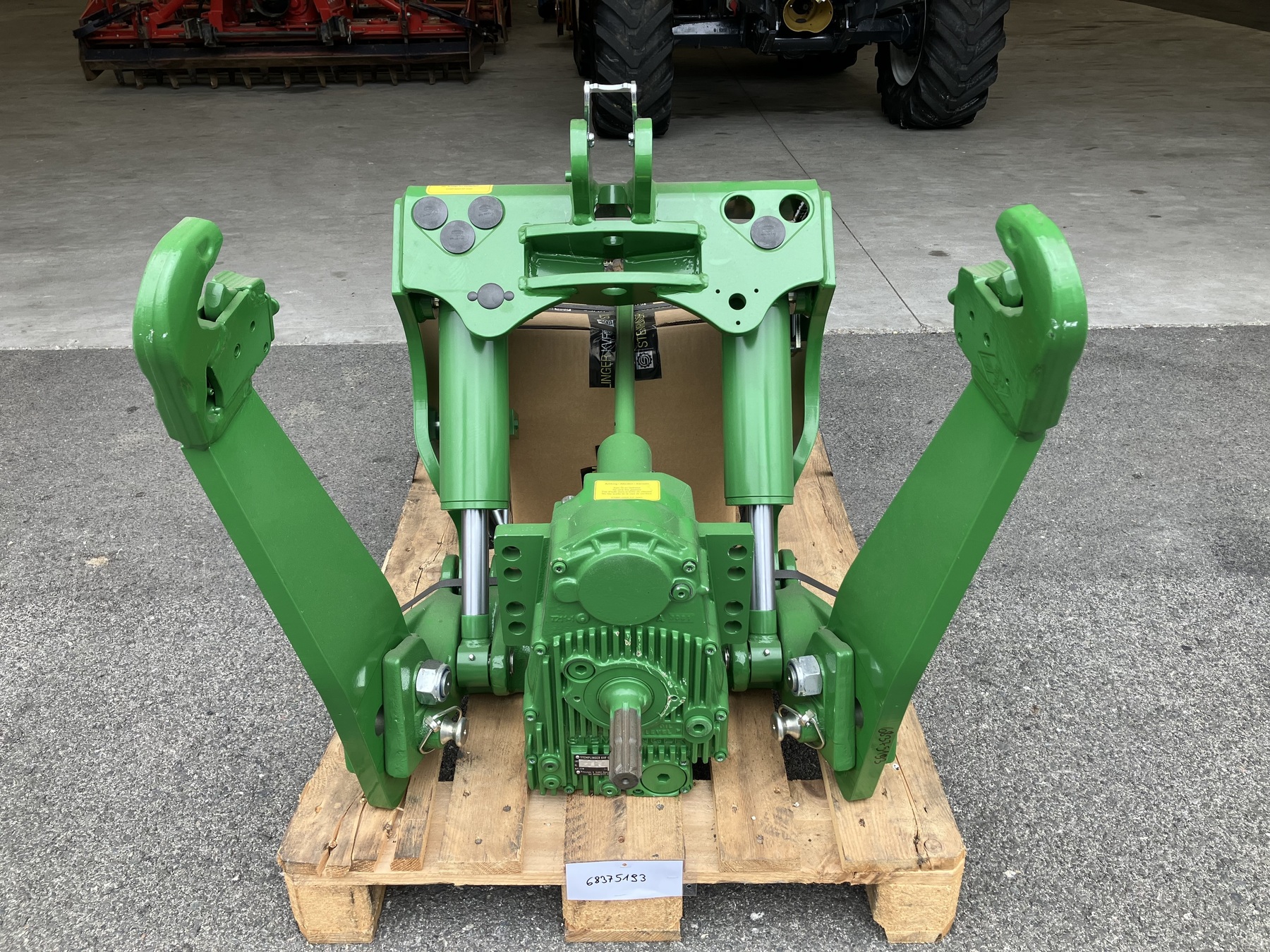 Stemplinger Fronthydraulik + Frontzapfwelle John Deere 6M 683751934 © GM Bilder