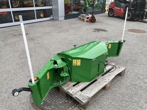 Diverse Tractorbumper TP- Premium 683764653 © GM Bilder