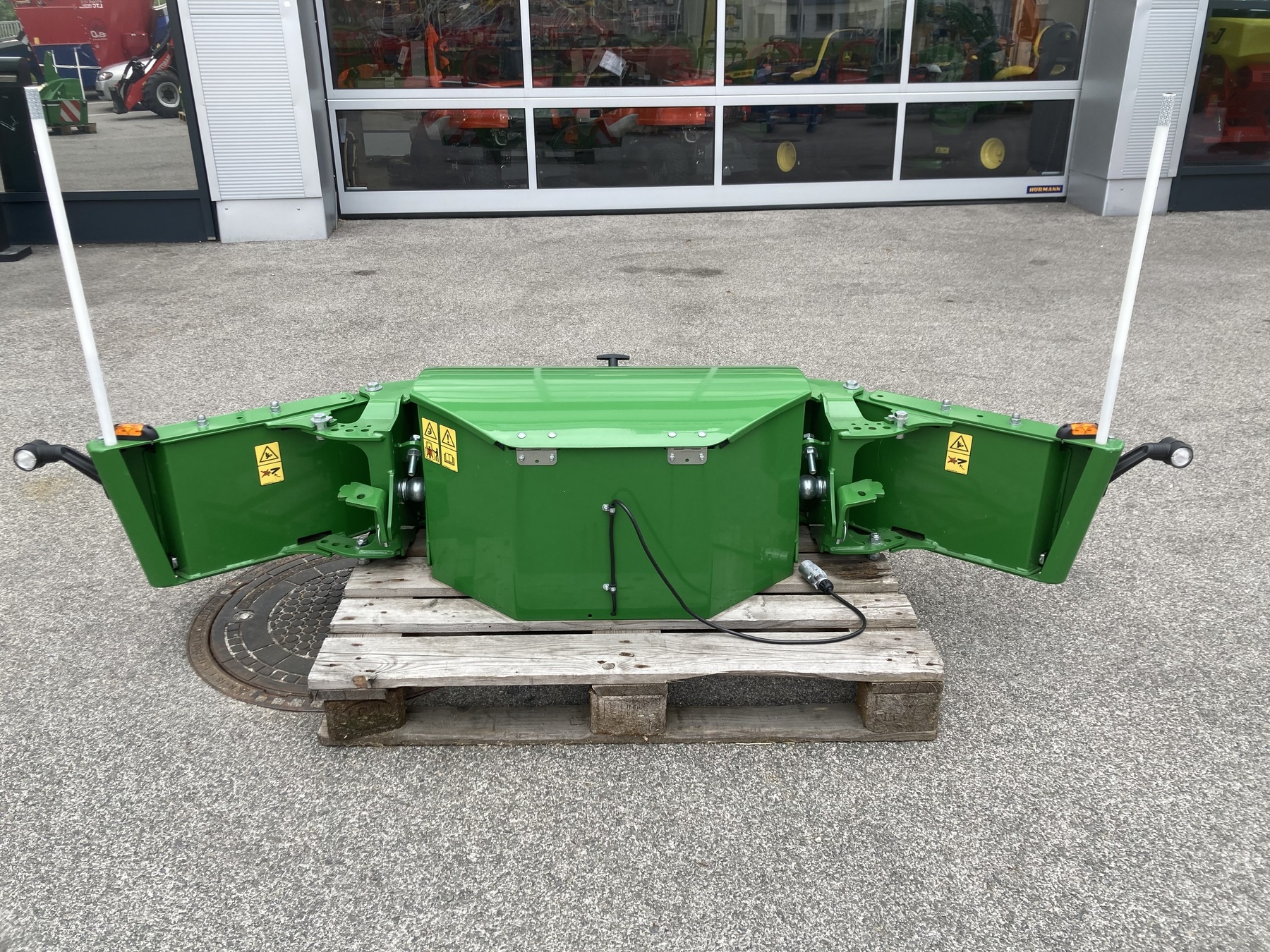 Diverse Tractorbumper TP- Premium 683764656 © GM Bilder