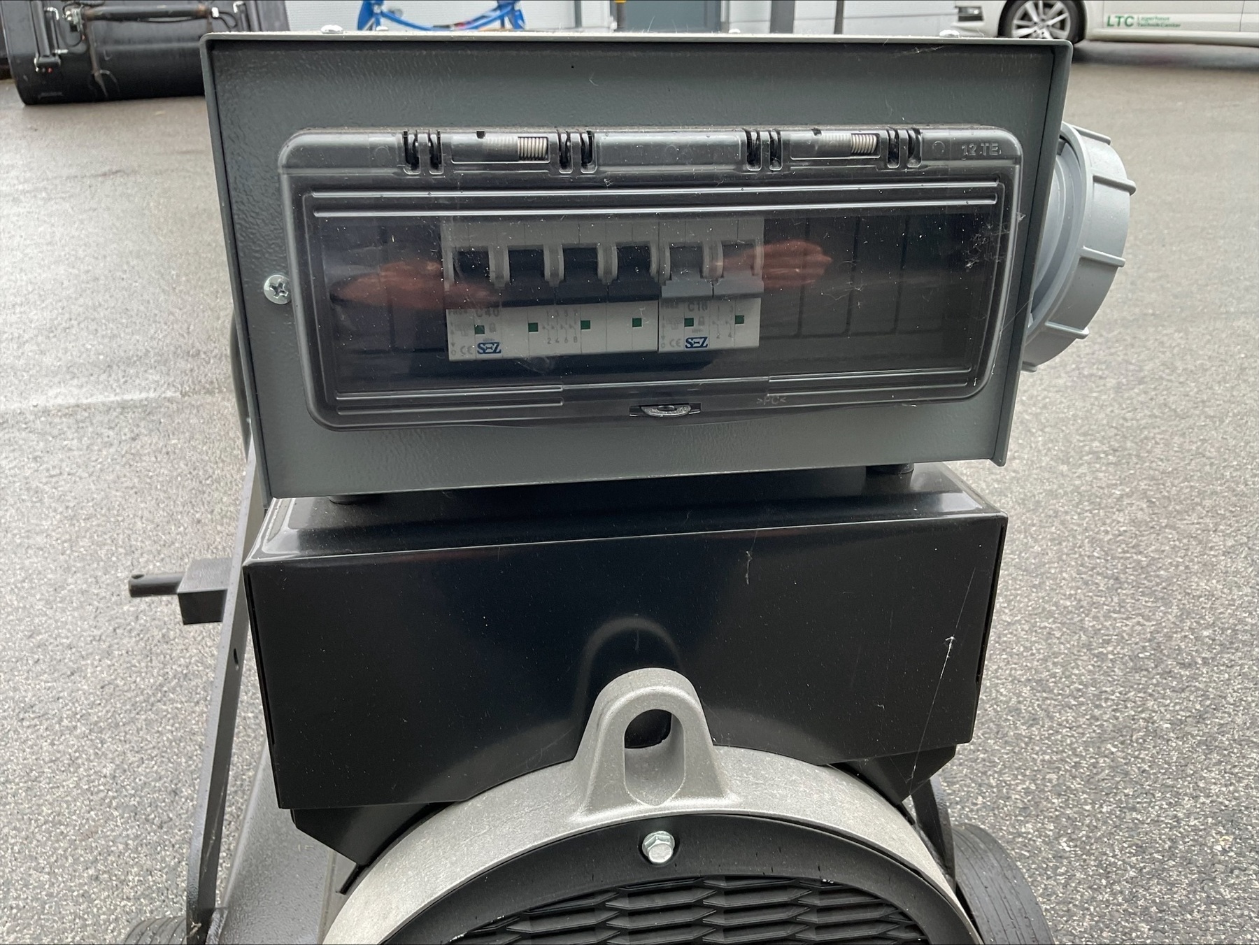 Hartner ZG IP 23  30KVA Notstromaggregat 683770139 © GM Bilder