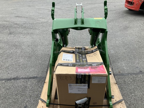 Stemplinger Fronthydraulik John Deere 6M 683783836 © GM Bilder