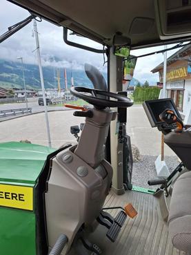 John Deere 7R 330 683792129 © GM Bilder
