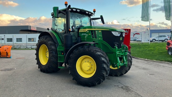 John Deere 6R 195 683794791 © GM Bilder