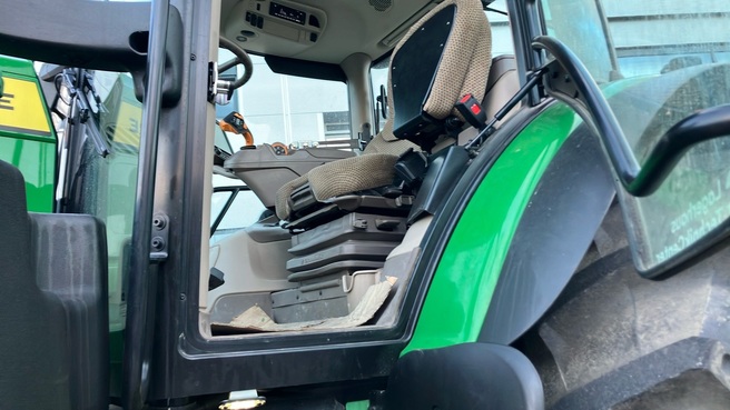 John Deere 6R 195 683794794 © GM Bilder