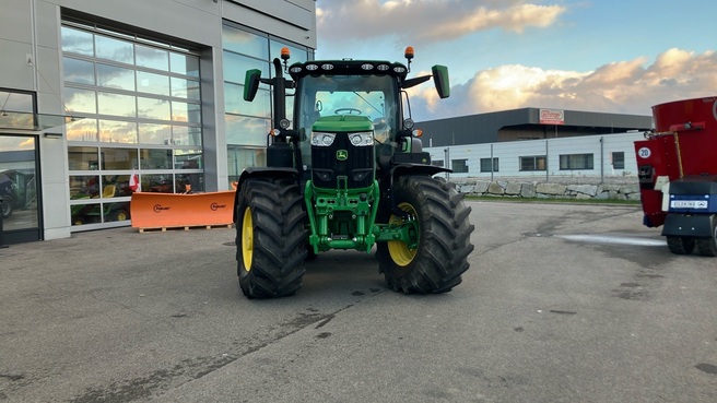 John Deere 6R 195 683794795 © GM Bilder