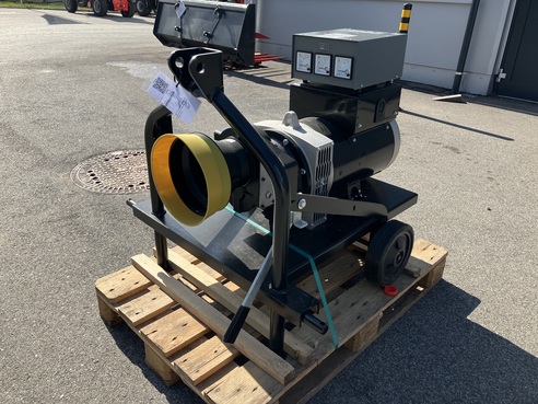 Hartner ZG IP 23  30KVA Notstromaggregat 683815330 © GM Bilder