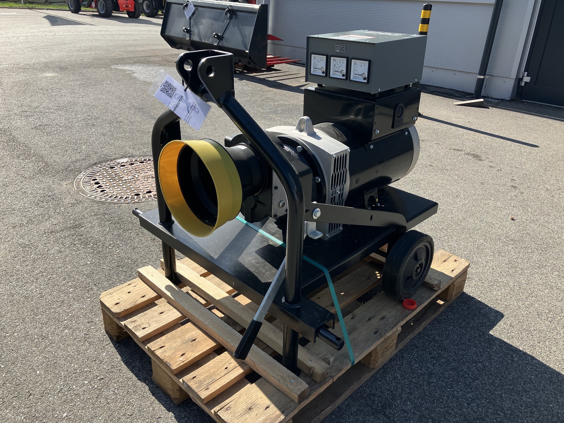 Hartner ZG IP 23  30KVA Notstromaggregat 683815330 © GM Bilder