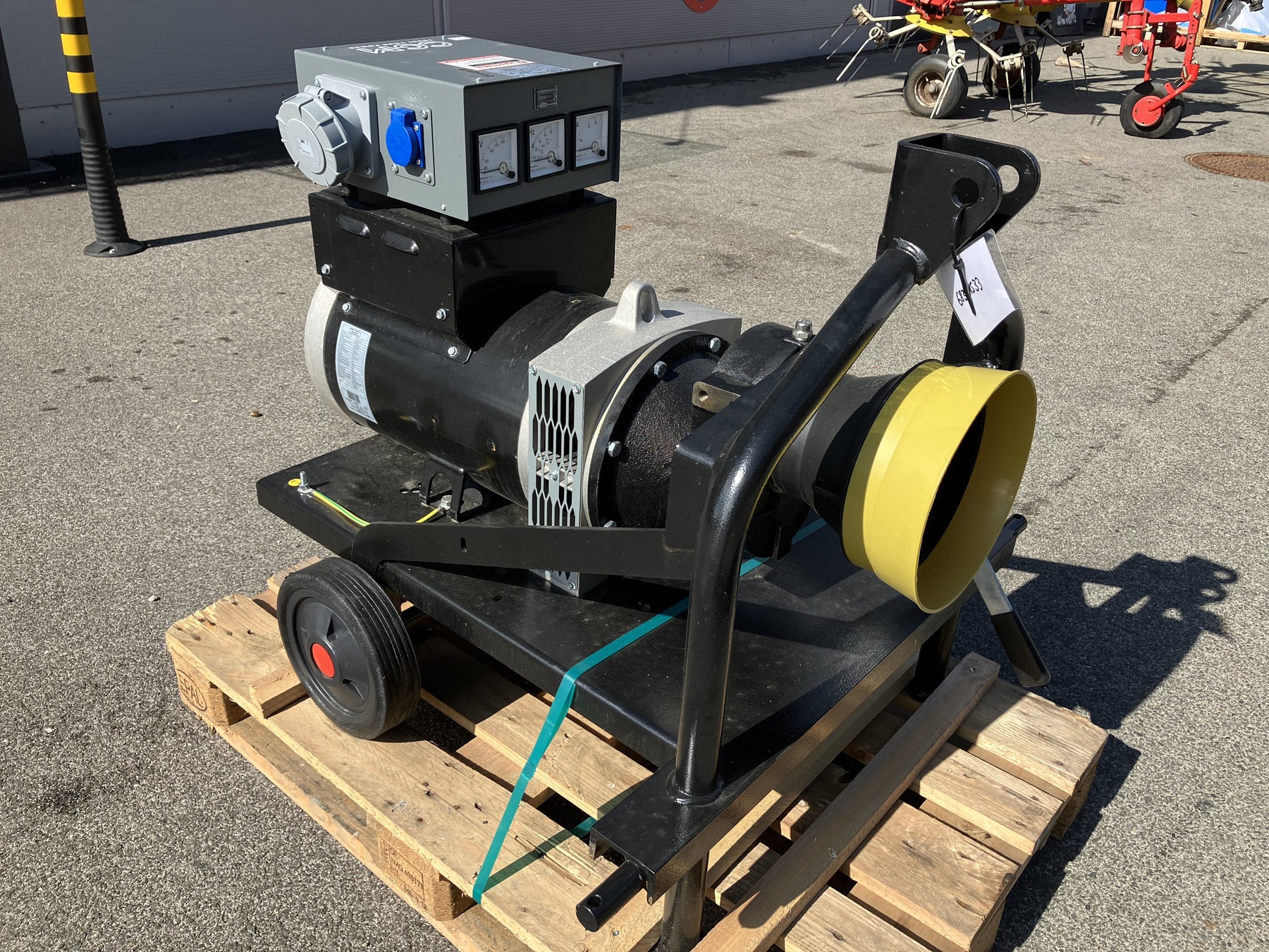 Hartner ZG IP 23  30KVA Notstromaggregat 683815331 © GM Bilder