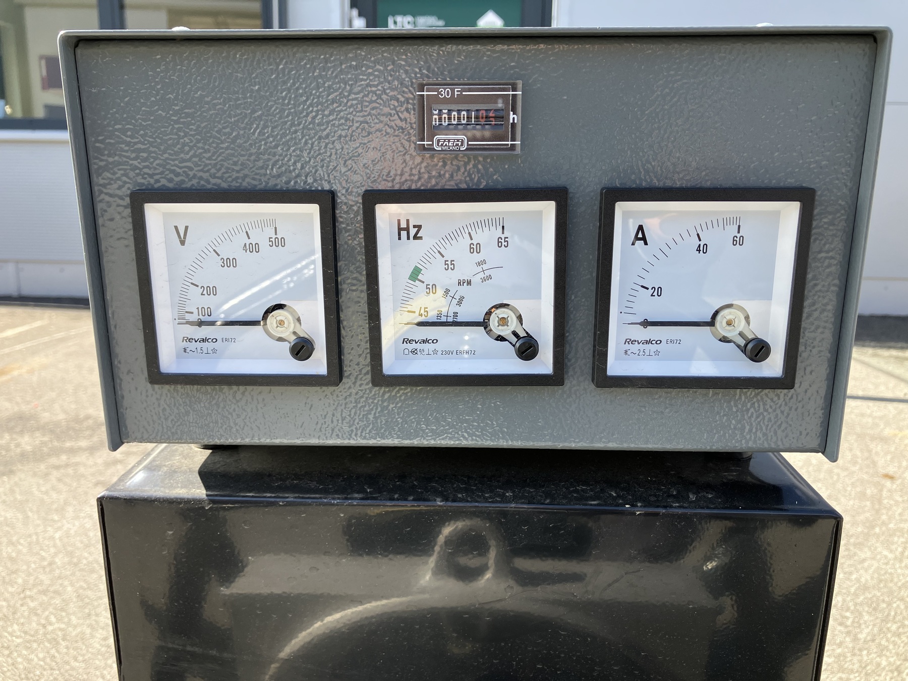 Hartner ZG IP 23  30KVA Notstromaggregat 6838153310 © GM Bilder