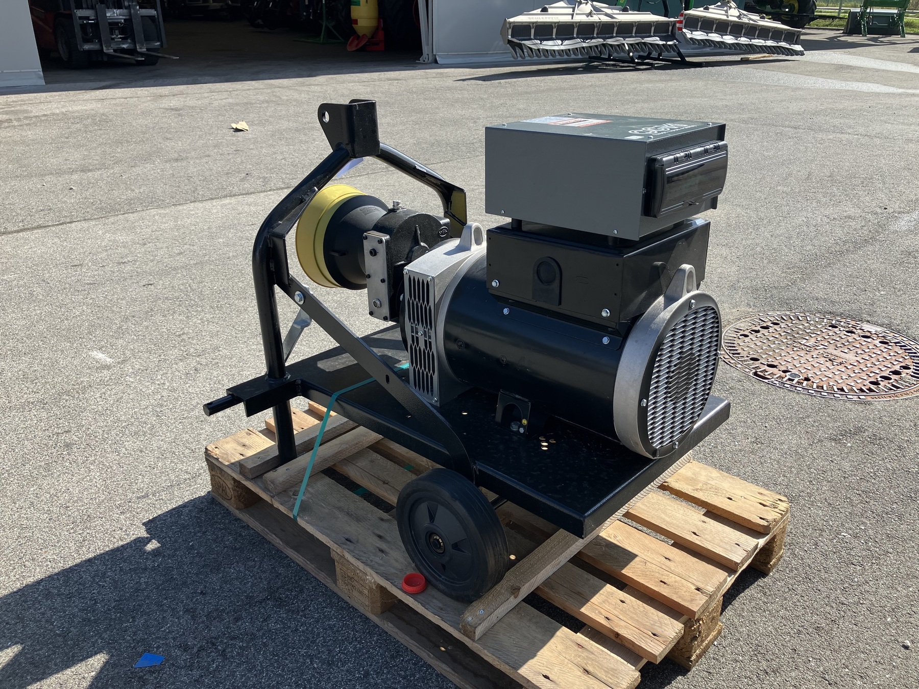 Hartner ZG IP 23  30KVA Notstromaggregat 683815333 © GM Bilder