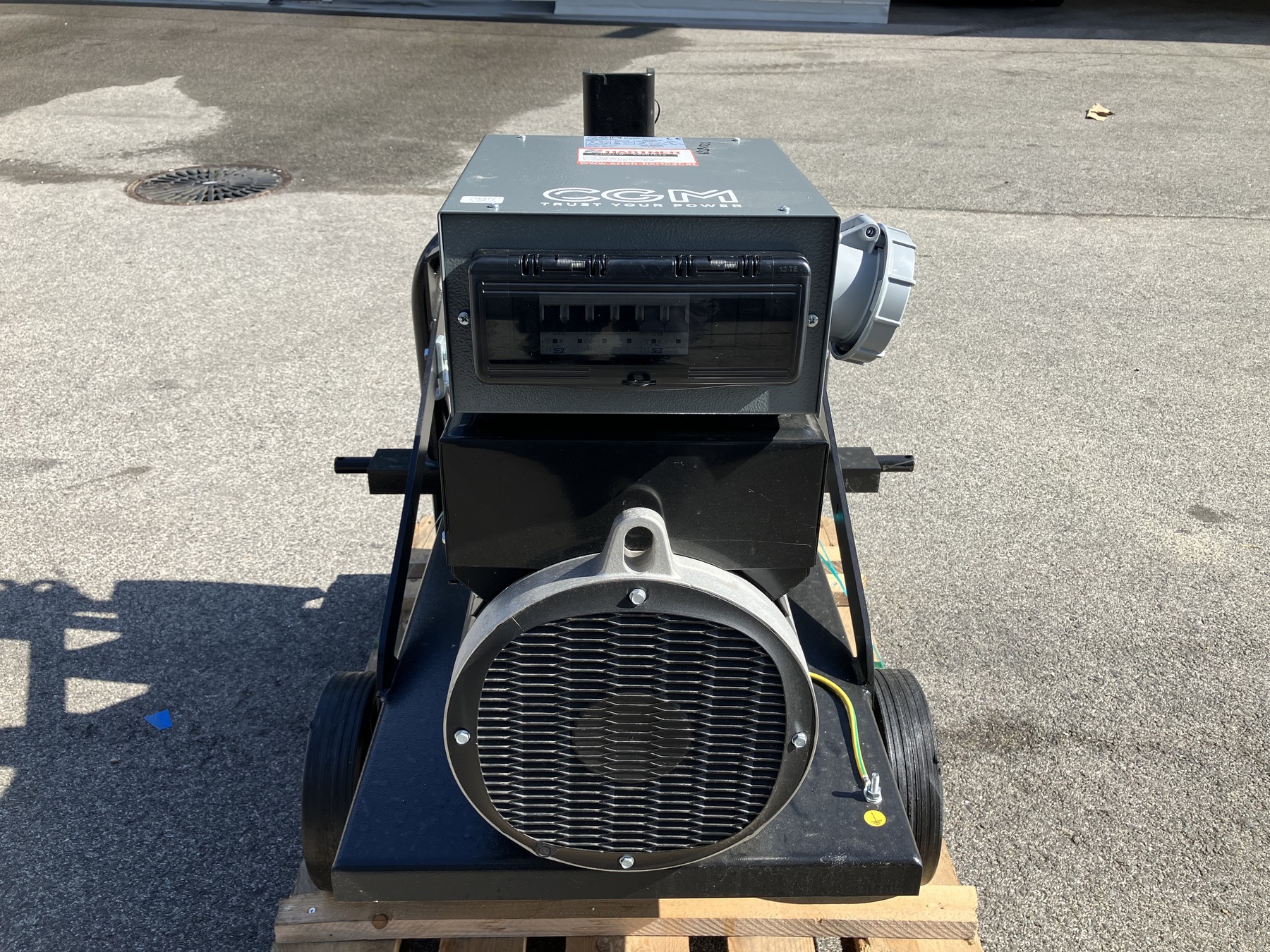 Hartner ZG IP 23  30KVA Notstromaggregat 683815336 © GM Bilder