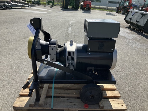 Hartner ZG IP 23  30KVA Notstromaggregat 683815337 © GM Bilder