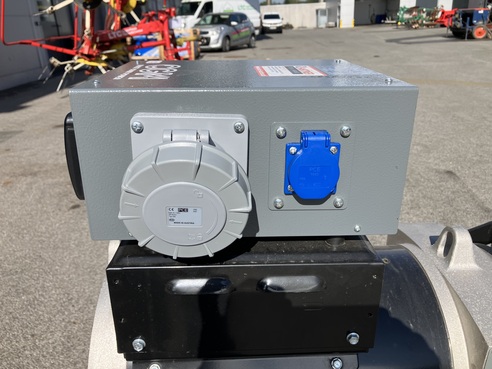 Hartner ZG IP 23  30KVA Notstromaggregat 683815338 © GM Bilder