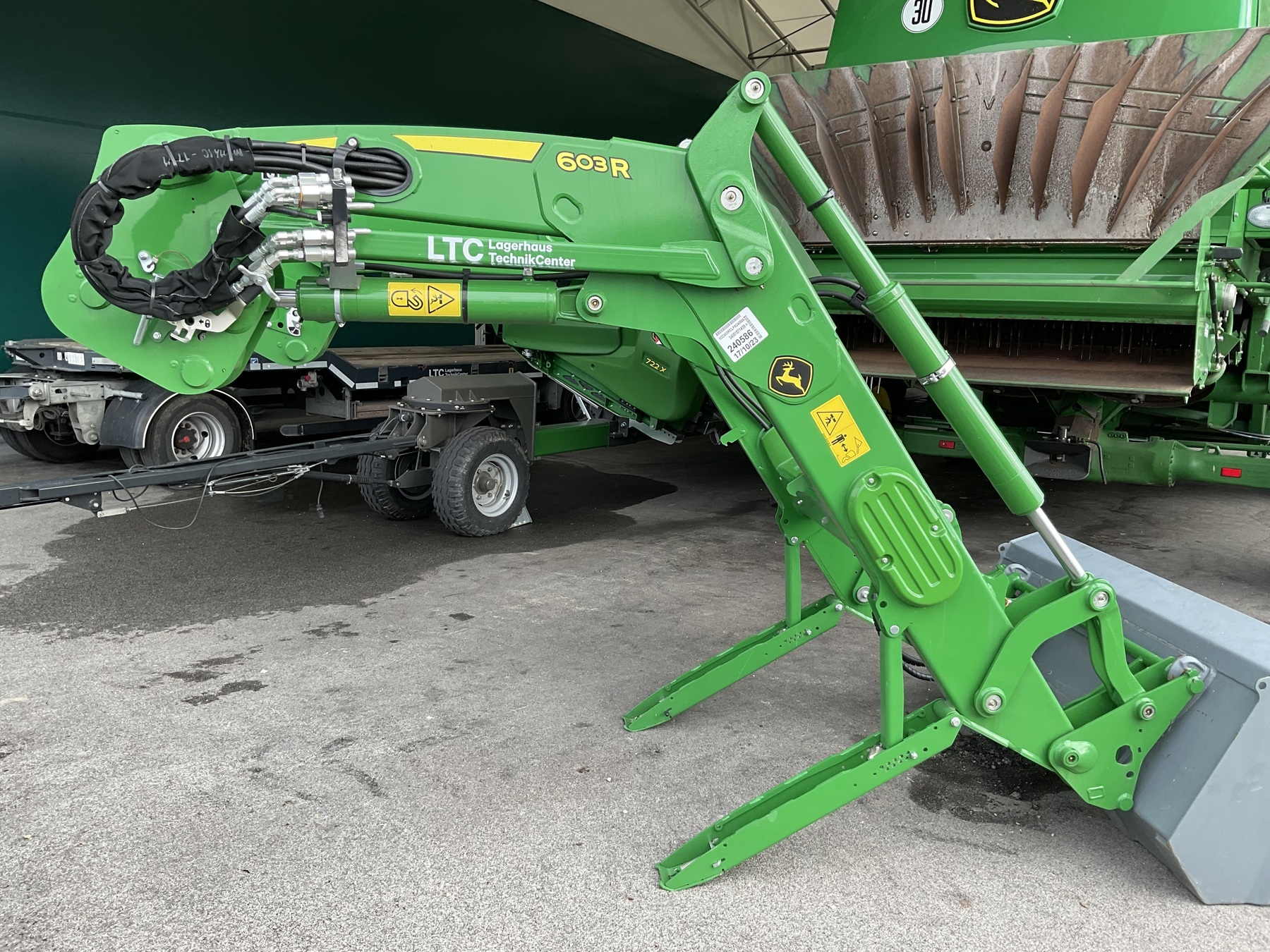 John Deere 603R Frontlader 683822305 © GM Bilder