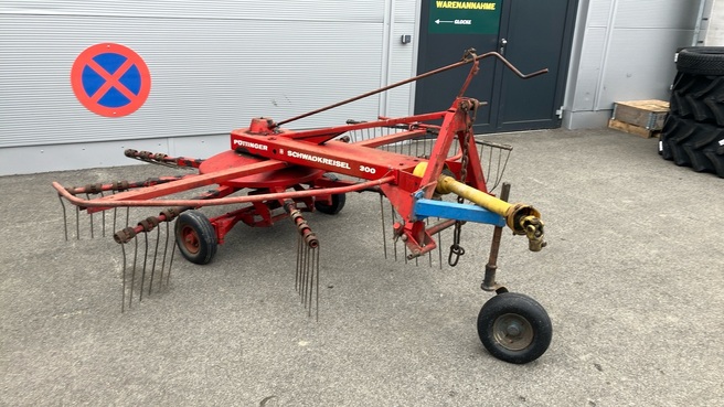 PÃ¶ttinger KS 238 683875231 © GM Bilder