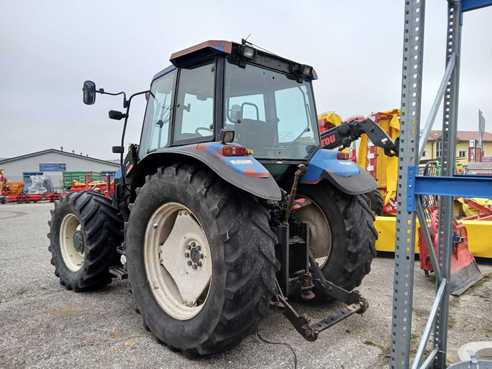 New Holland TS110 683879183 © GM Bilder