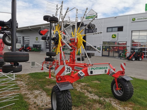 PÃ¶ttinger TOP 762C 683887483 © GM Bilder