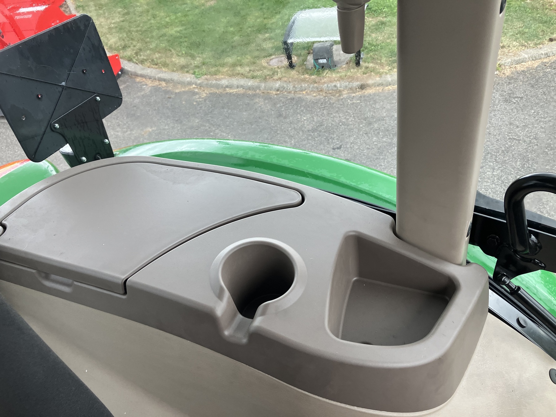 John Deere 5067E 6853205294885888518 © GM Bilder