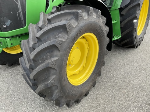 John Deere 5095M 6863339259996916 © GM Bilder