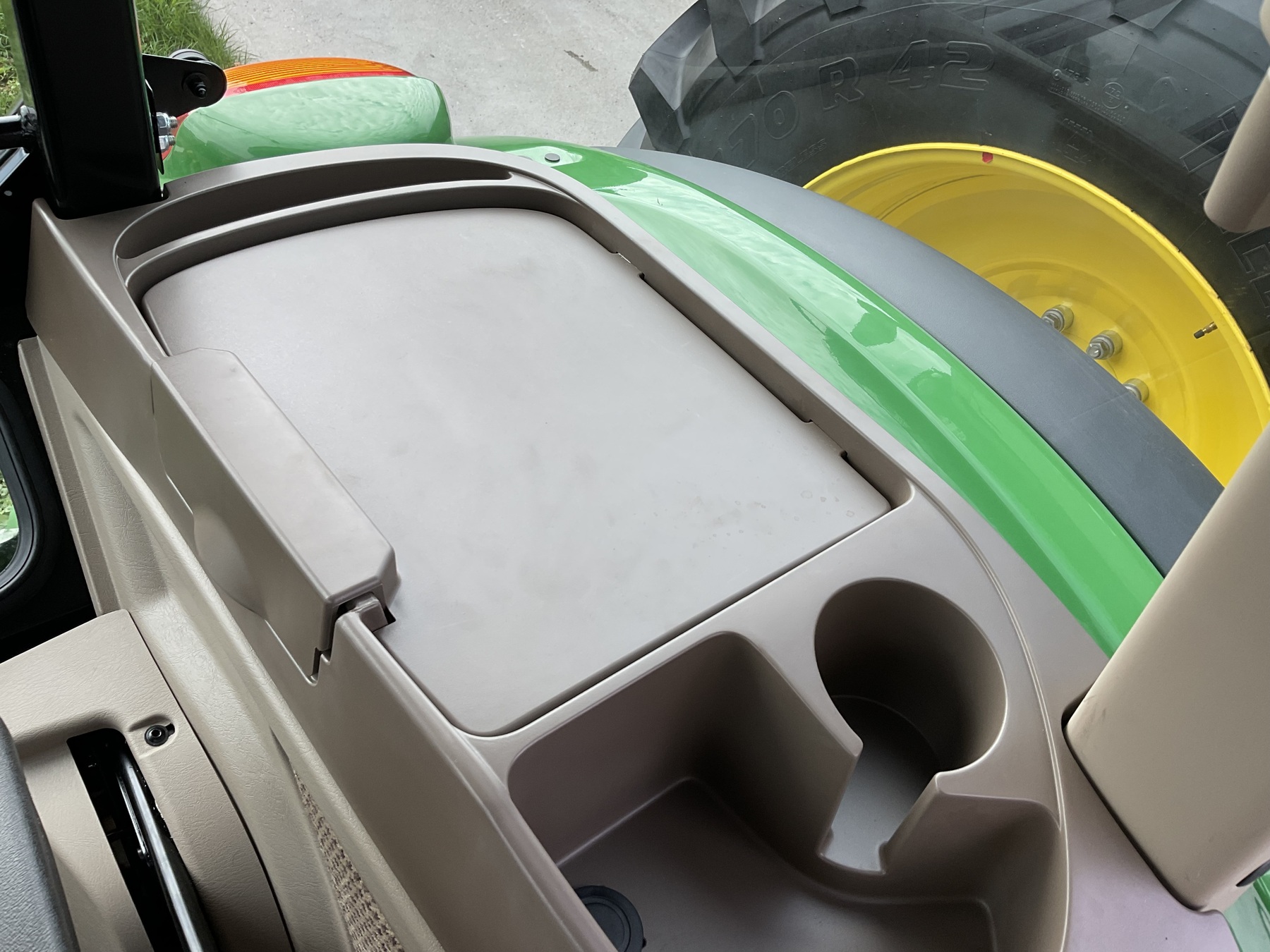 John Deere 5095M 6863339259996919 © GM Bilder