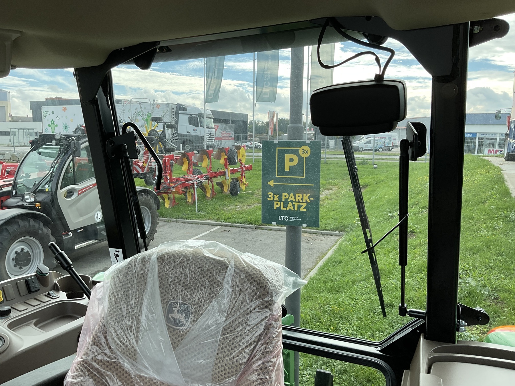 John Deere 5095M 6863339259996920 © GM Bilder