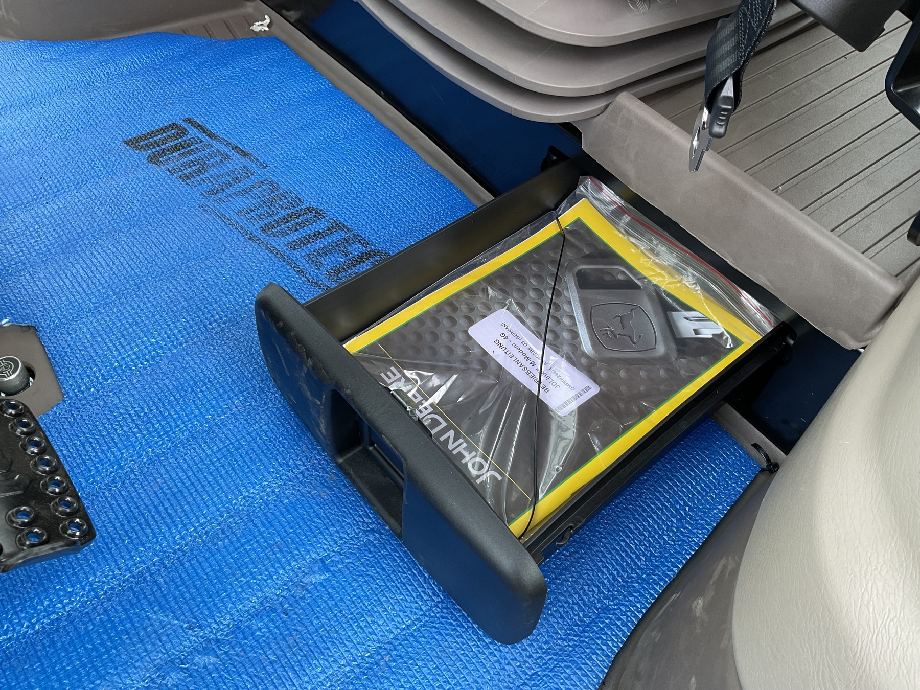 John Deere 5095M 6863339259996929 © GM Bilder