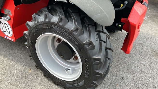 Manitou Teleskoplader ULM 412 Classic 8990213 © GM Bilder