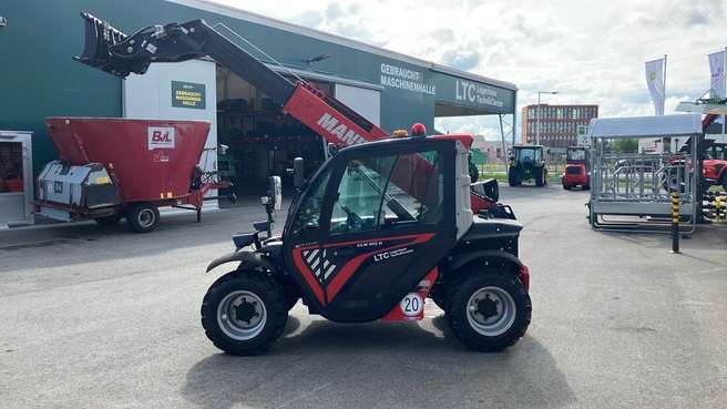 Manitou Teleskoplader ULM 412 Classic 899028 © GM Bilder