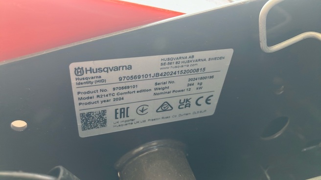 Husqvarna R 214TC 97056910111 © GM Bilder