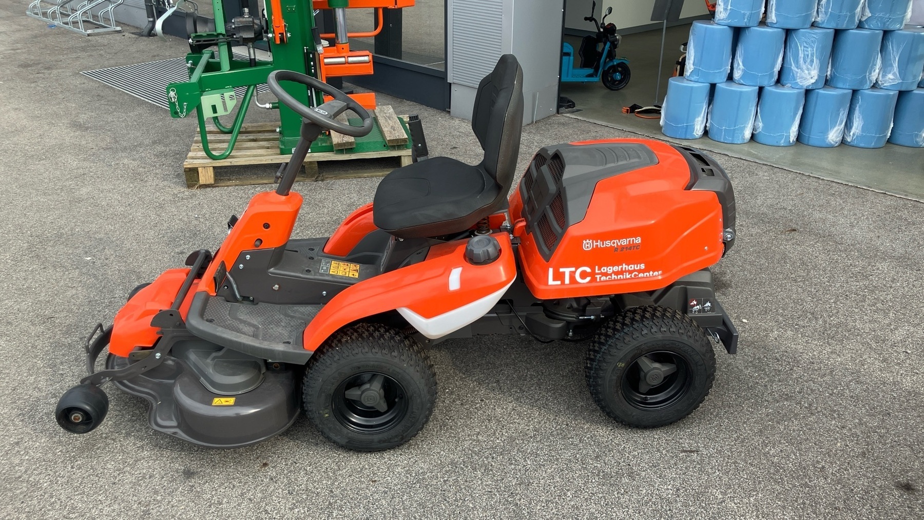 Husqvarna R 214TC 9705691017 © GM Bilder