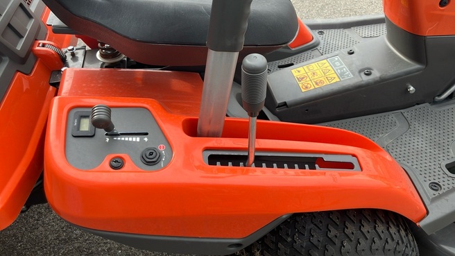 Husqvarna R 214TC 9705691018 © GM Bilder