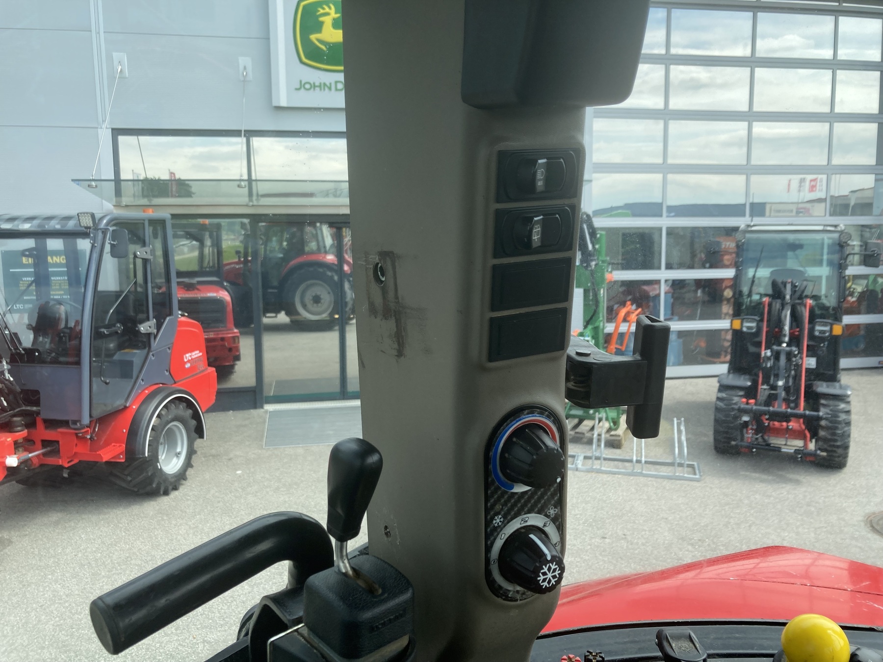 Case IH Luxxum 120 65031571688763613358 © GM Bilder