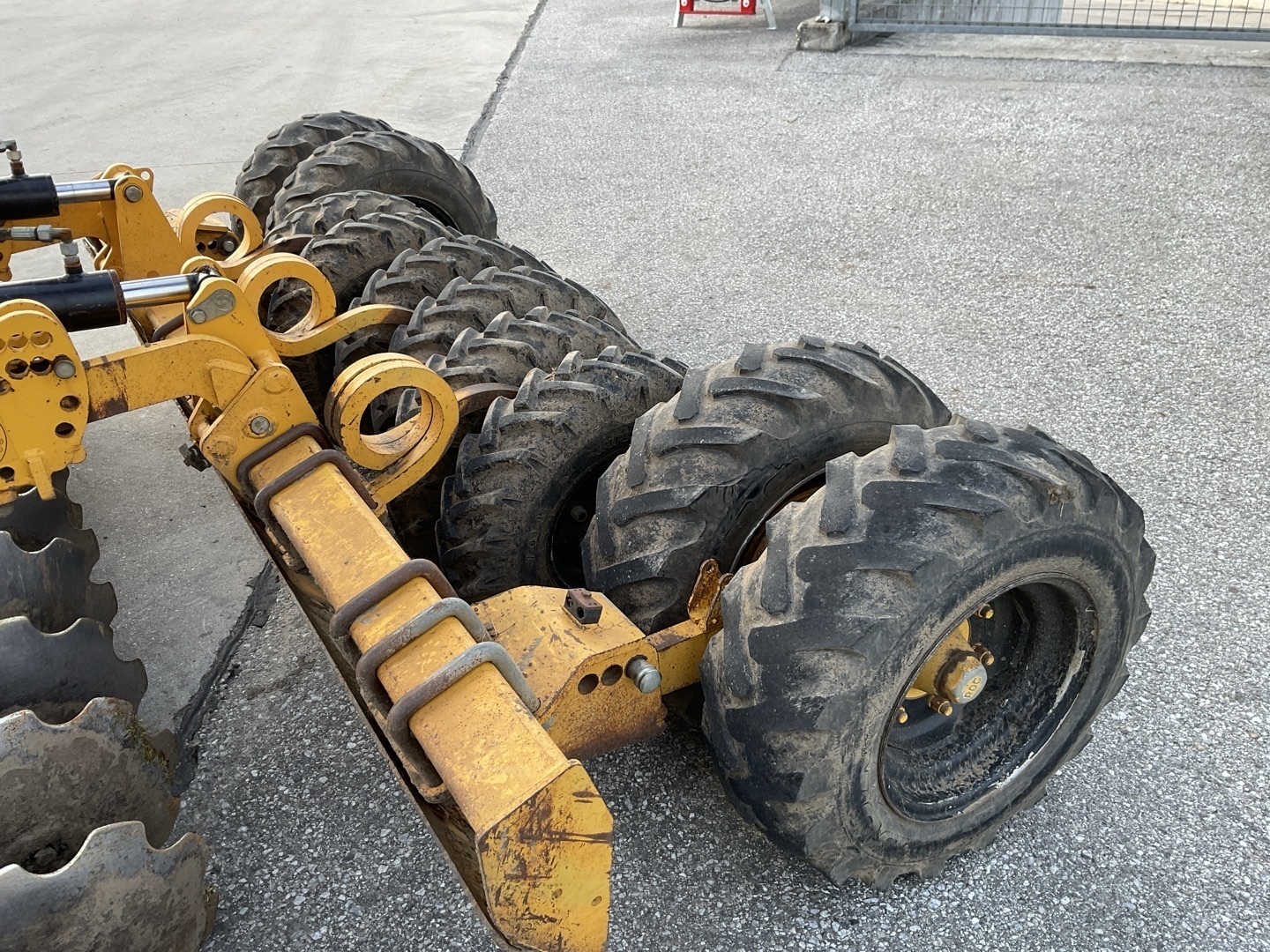 Diverse DOM S 35 65473713358825402422 © GM Bilder