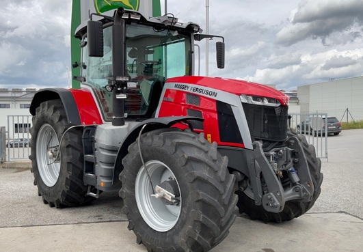 Massey Ferguson  8S.225 Dyna E-Power EXC 65561470869511281 © GM Bilder