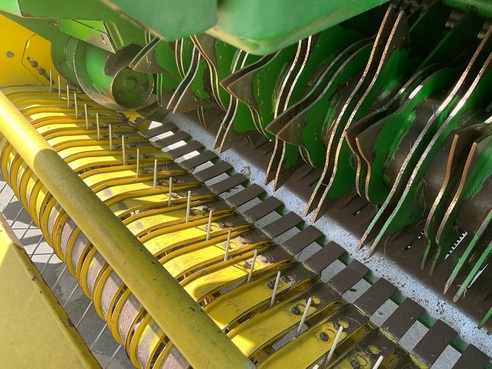 John Deere 592C 656549451361049633 © GM Bilder