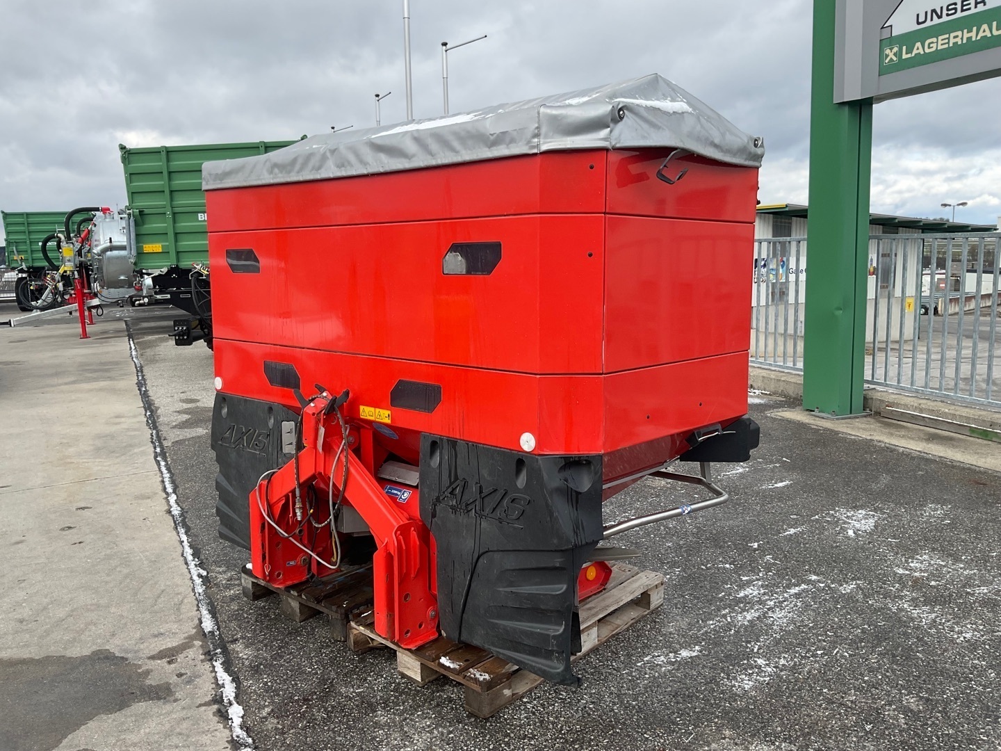 Rauch Axis 30.2 M EMC + W ISOBUS 660434013572999360 © GM Bilder