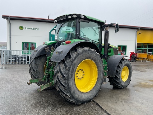 John Deere 6210R 666020790890822 © GM Bilder