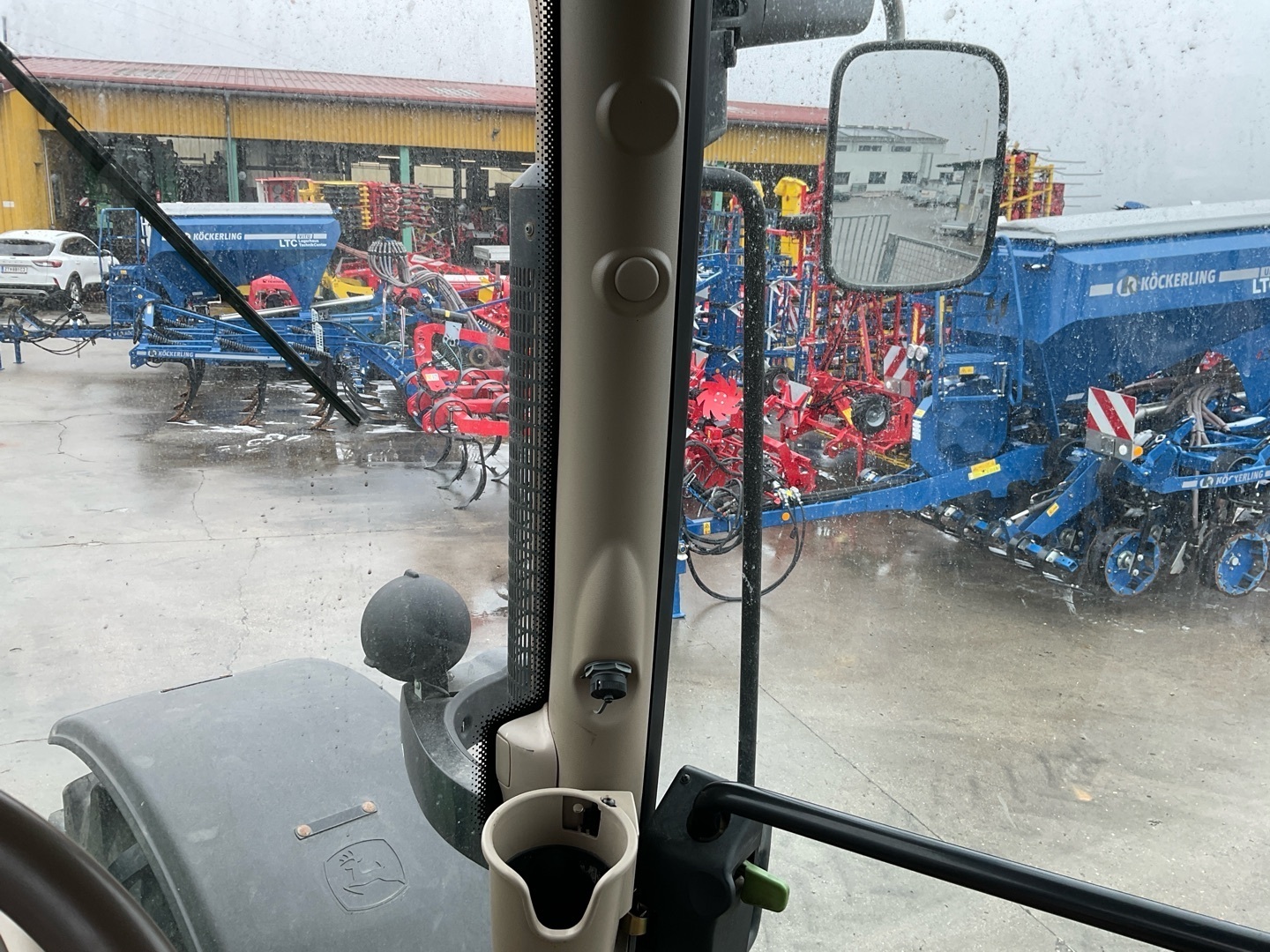 John Deere 6210R 6660207908908220 © GM Bilder