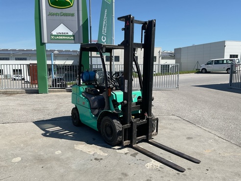 Mitsubishi FG25N Gasstapler 66703842340321 © GM Bilder