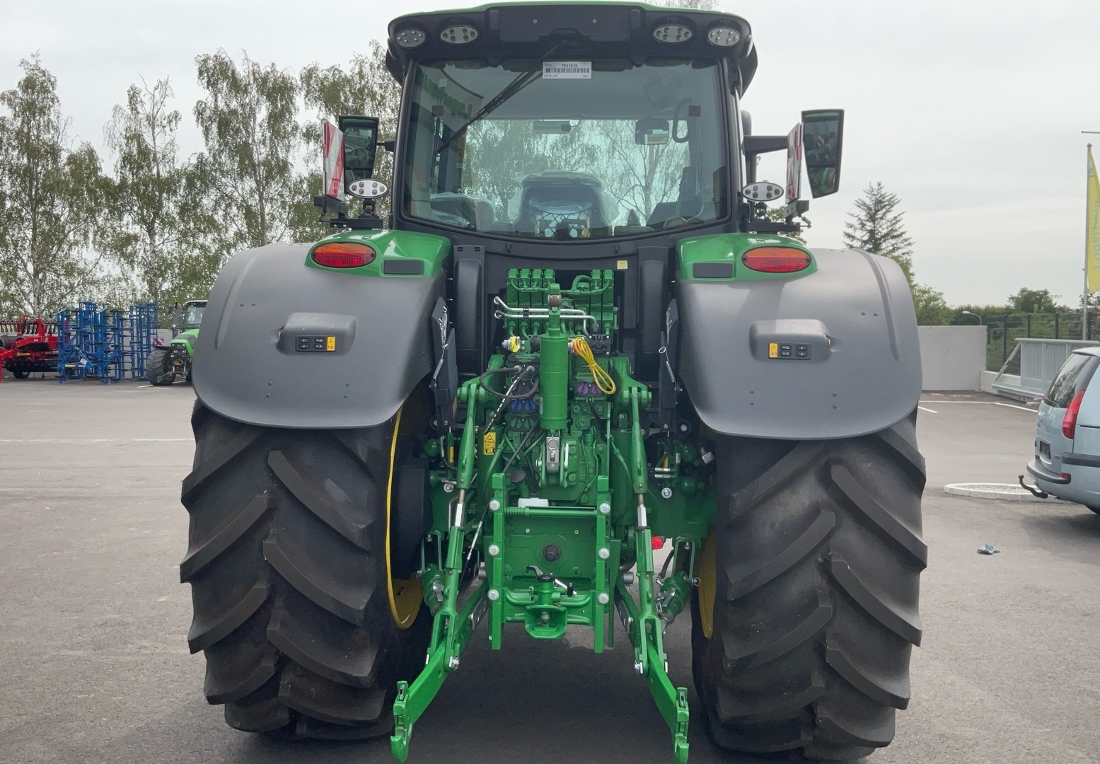 John Deere 6R 215 667253693668677177 © GM Bilder