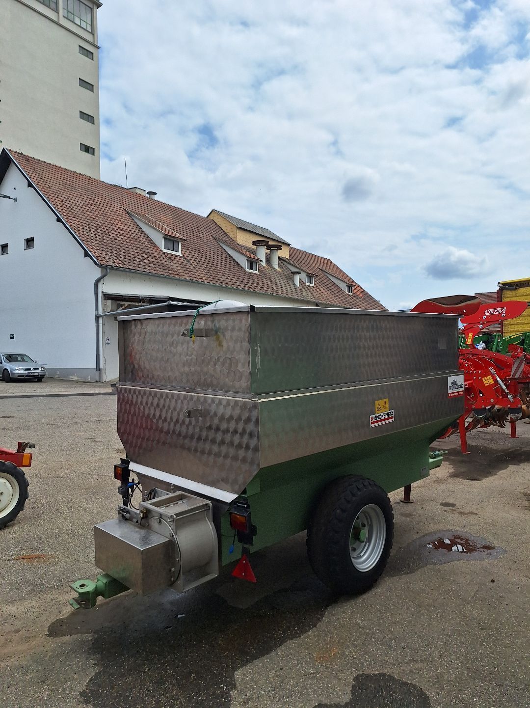 Diverse ENOVENETA Lesewagen  66817326467142 © GM Bilder