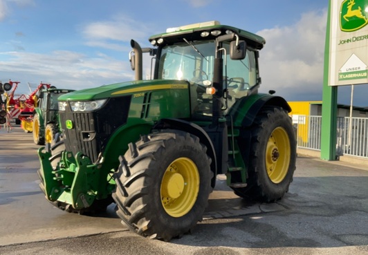 John Deere 7230R 6731492638153980 © GM Bilder