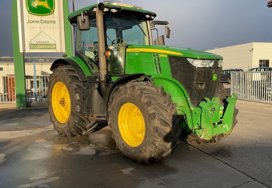 John Deere 7230R 6731492638153981 © GM Bilder