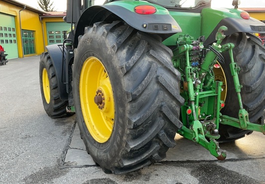 John Deere 7230R 6731492638153983 © GM Bilder