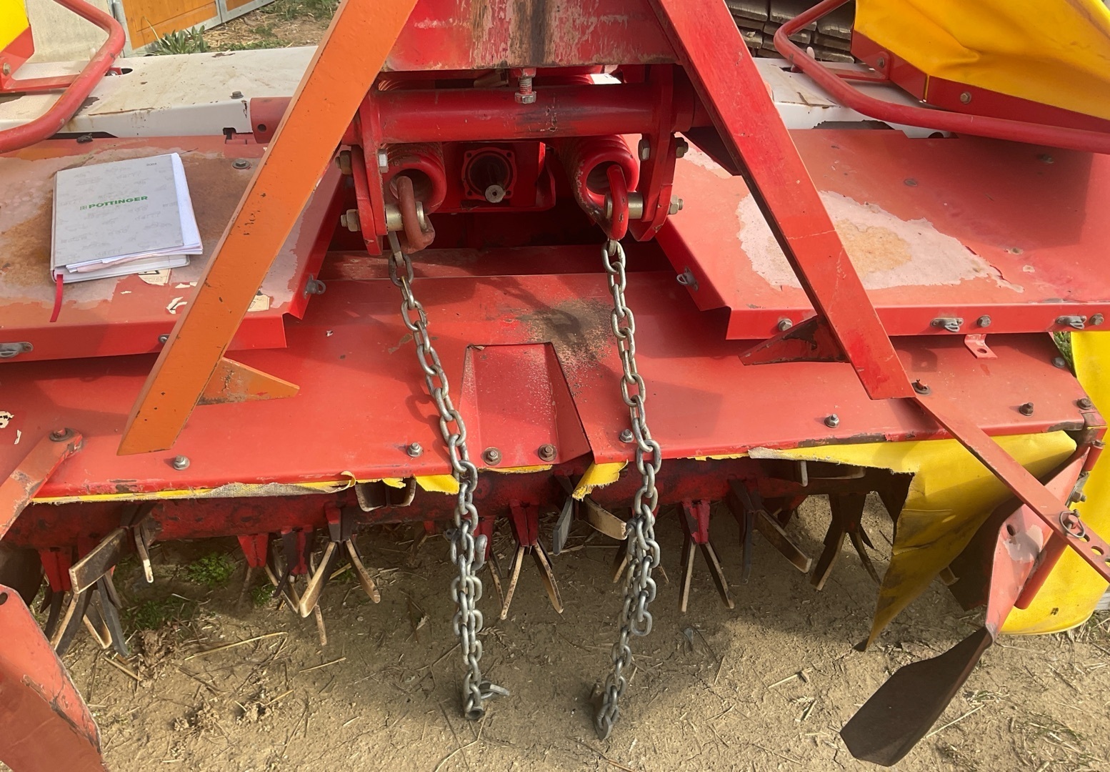 PÃ¶ttinger CAT NOVA 260 67356538921517 © GM Bilder