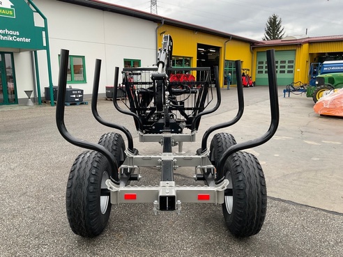 TREJON Multiforest MF 650 / V 4800 6744720750069243046 © GM Bilder